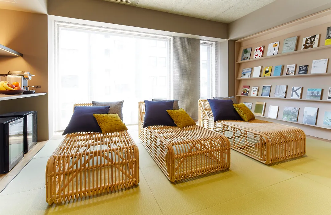 Tsuki Tokyo-1